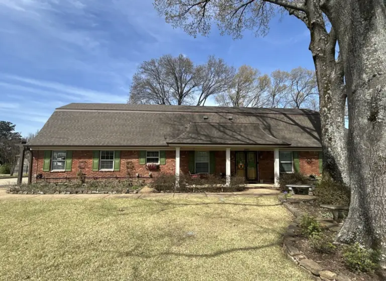 There are roofing contractors in the Memphis area who will drive up,…